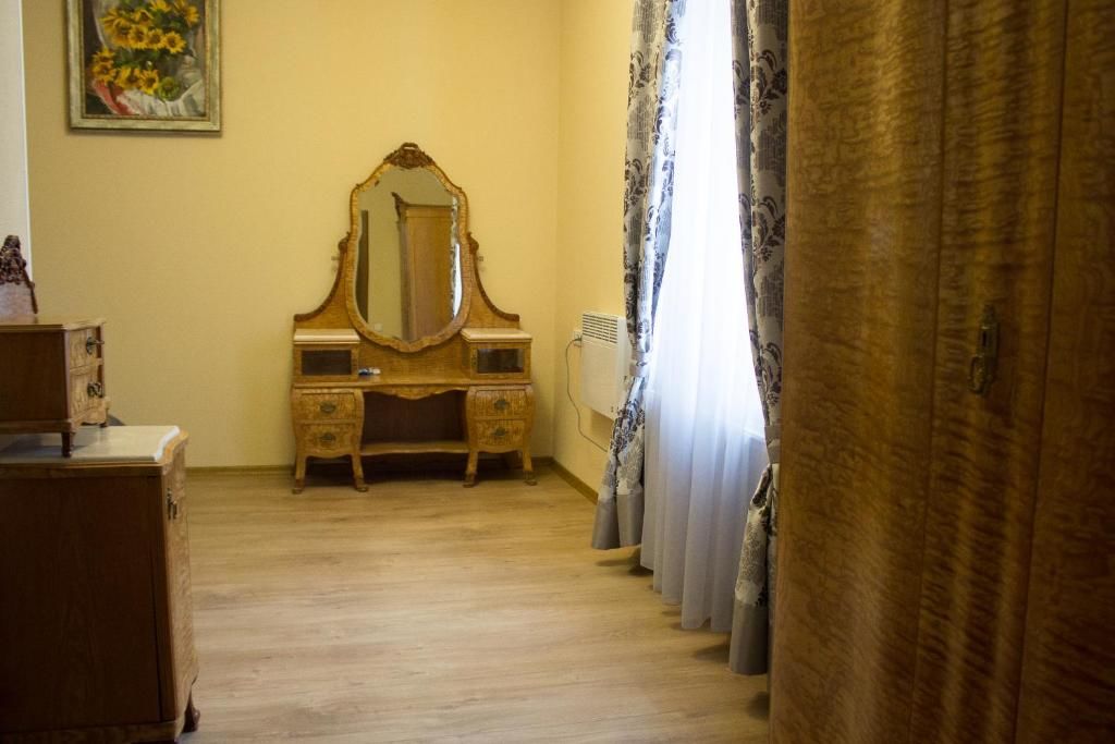 Отель Арт-готель 